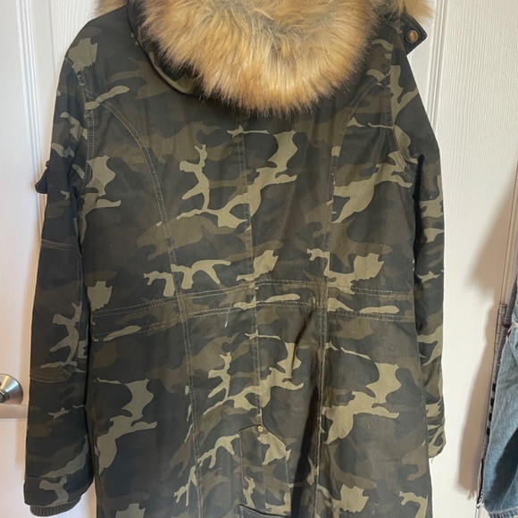 Winter jacket - Picture 2 of 2